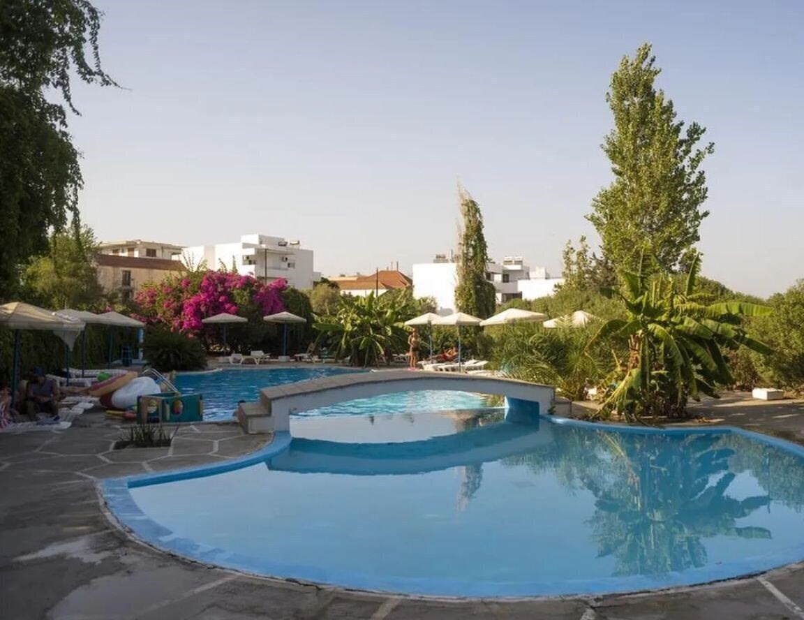 Фото Notos Hotel 3*